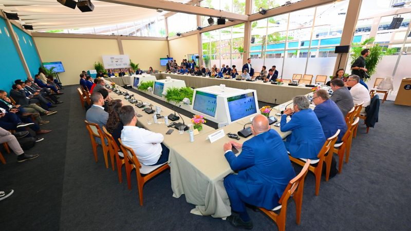 Manaus apresenta avanços em mobilidade sustentável durante painel do Ministério das Cidades e BNDES na FNP e C40