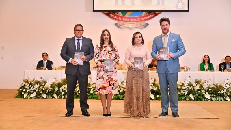 TCE-AM lança Revista Científica 2025 e premia autores de artigos técnicos