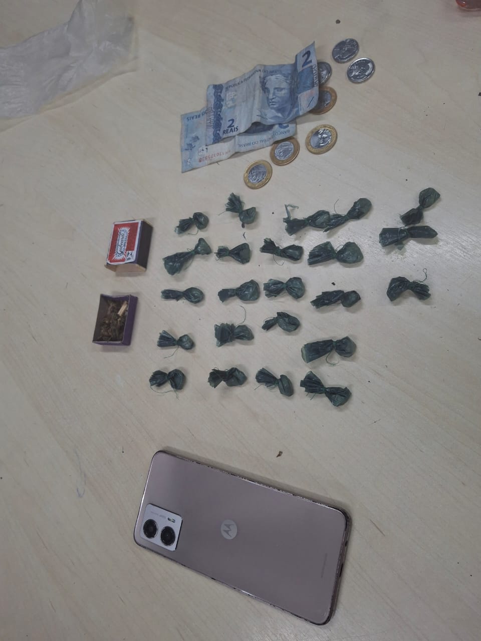 Polícia Militar do Amazonas prende dupla que realizava “delivery de drogas