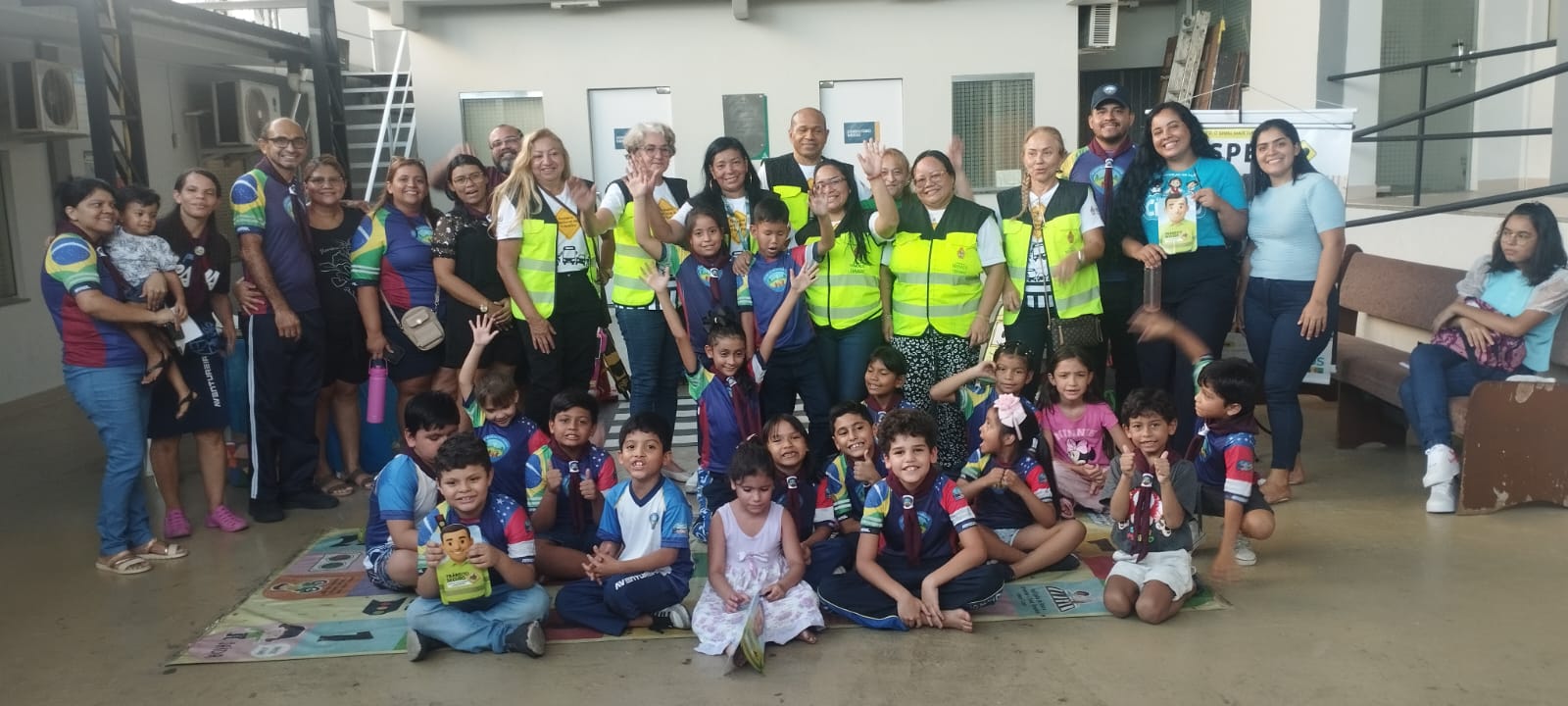 Prefeitura promove ação lúdica de educação de trânsito a ‘Clube de Aventureiros’ da zona Sul