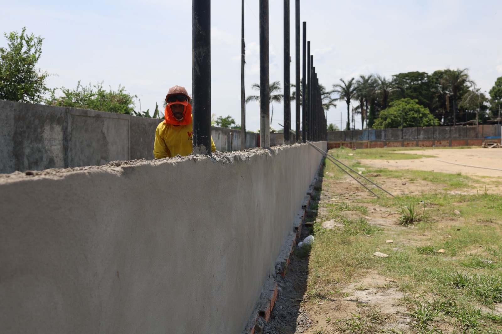 Prefeitura de Manaus avança com obras de revitalização do campo 11 de Maio