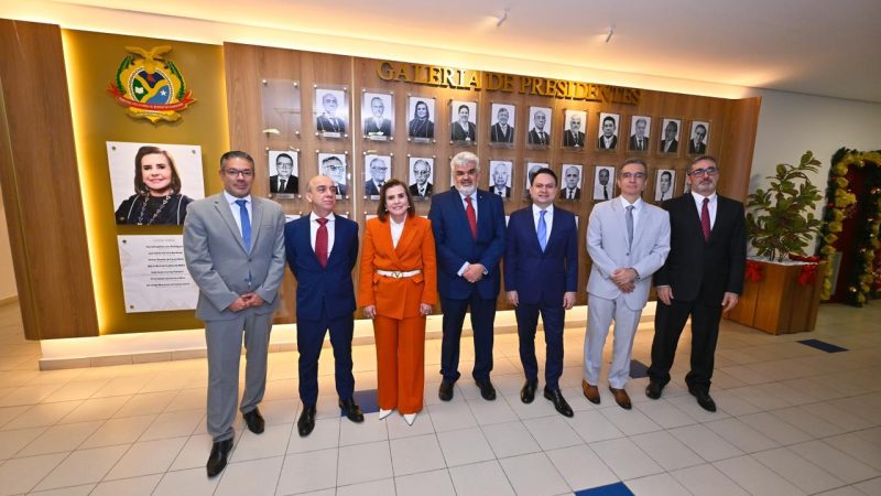 TCE-AM reinaugura galeria dos ex-presidentes como parte das ações pelo aniversário de 75 anos