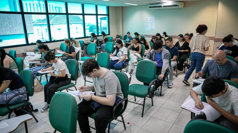 UEA inscreve para vagas no AprovENS