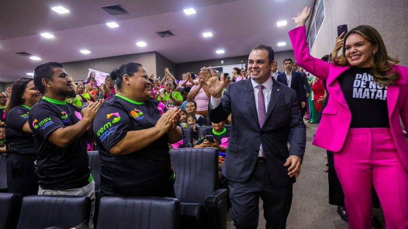 Presidente Roberto Cidade abre programação alusiva aos 21 Dias de Ativismo e reforça ações legislativas de proteção às mulheres