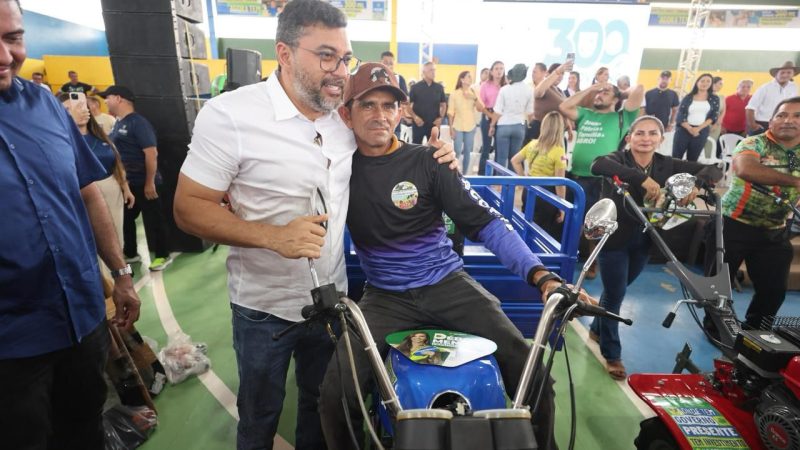 Governador Wilson Lima destina R$ 300 mil para a Festa do Leite em Autazes e realiza entregas para o setor primário