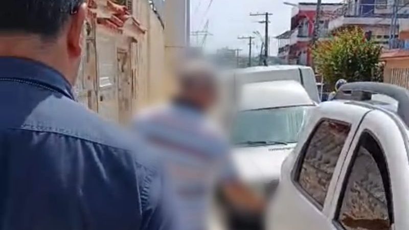Idoso é preso por estupro após passar anos foragido; criança relatou crime em redação