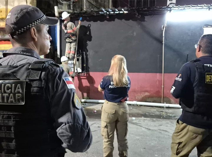 Operação desativa ‘adega’ em Manaus e apreende 51 veículos