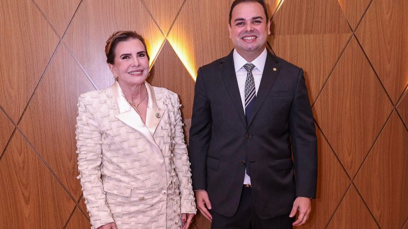Presidente Roberto Cidade prestigia cerimônia de posse no TCE e exalta contribuição da Corte de Contas ao Amazonas