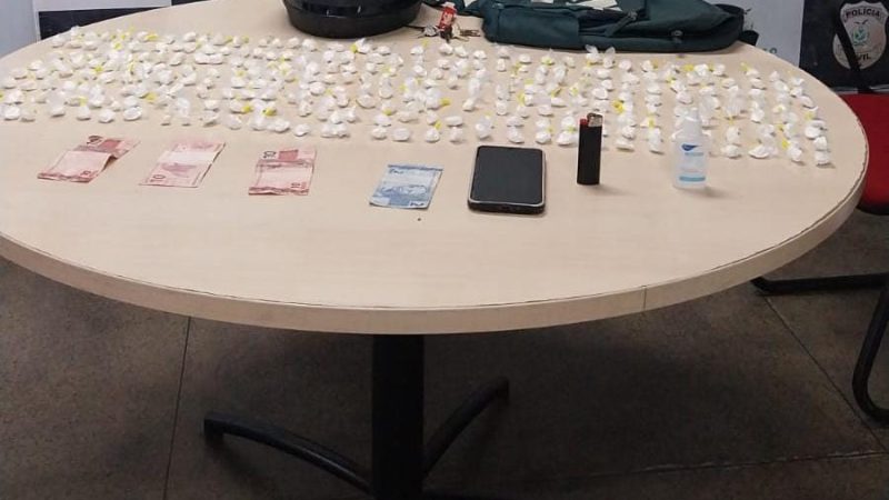 Polícia Militar do Amazonas prende homem com mais de 300 porções de cocaína