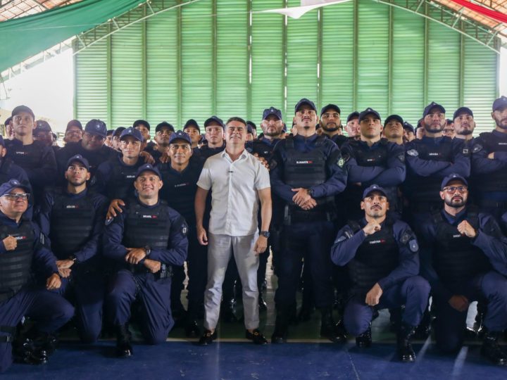 Prefeito David Almeida apresenta 127 novos guardas municipais e lança operação ‘Boas Festas’ em reforço histórico à segurança pública