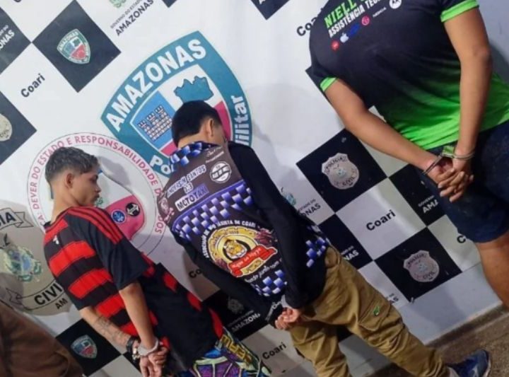 Quatro homens são presos no AM suspeitos de desmanche de aparelhos celulares