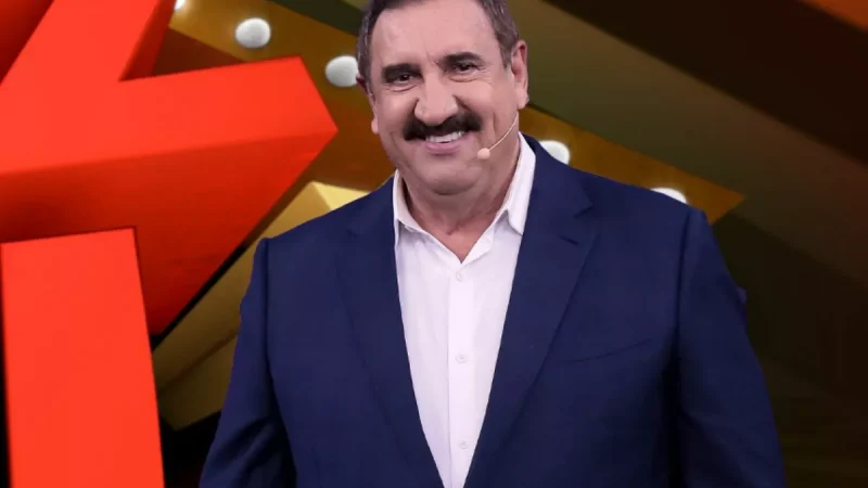 Ratinho revela presente dado pelo saudoso Silvio Santos