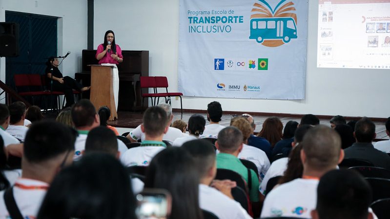 Prefeitura de Manaus inicia ‘Escola de Transporte Inclusivo’ e reforça atendimento humanizado no transporte público