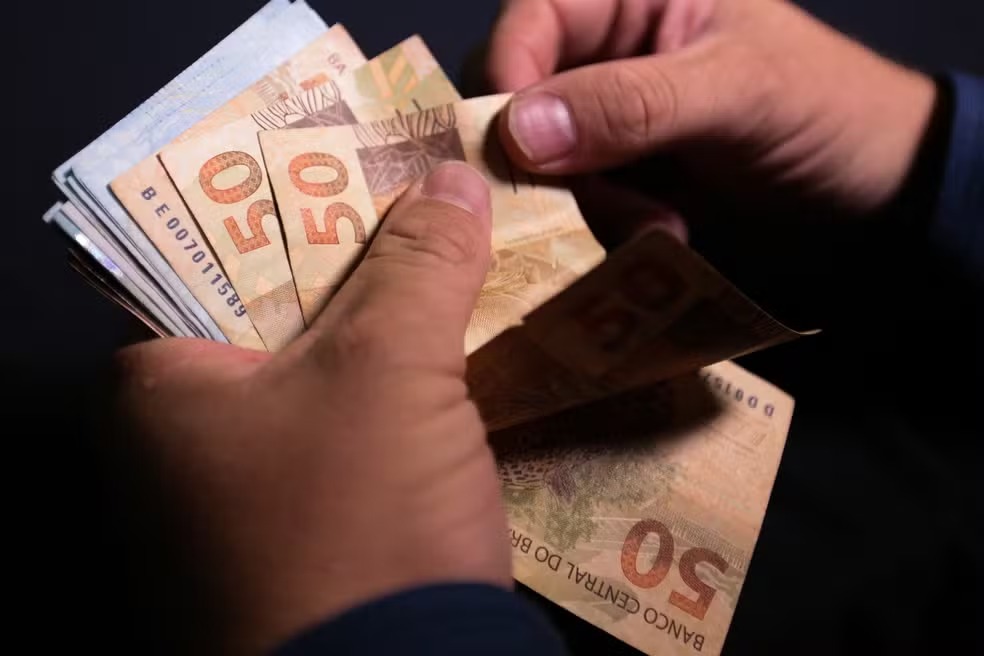 Amazonenses pagaram mais de R$ 49 bilhões em impostos em 2025, aponta Impostômetro