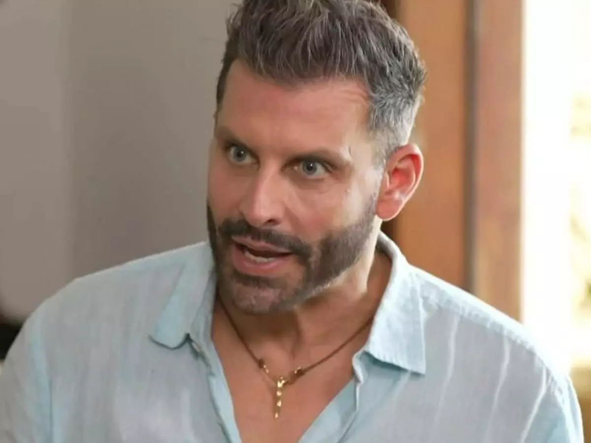 Henri Castelli quebra o silêncio após deixar o BBB 26 por problema de saúde: “Estou assustado”