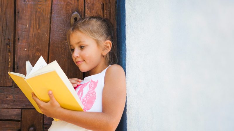 Campanha incentiva doação de livros infantis em Manaus; veja como participar