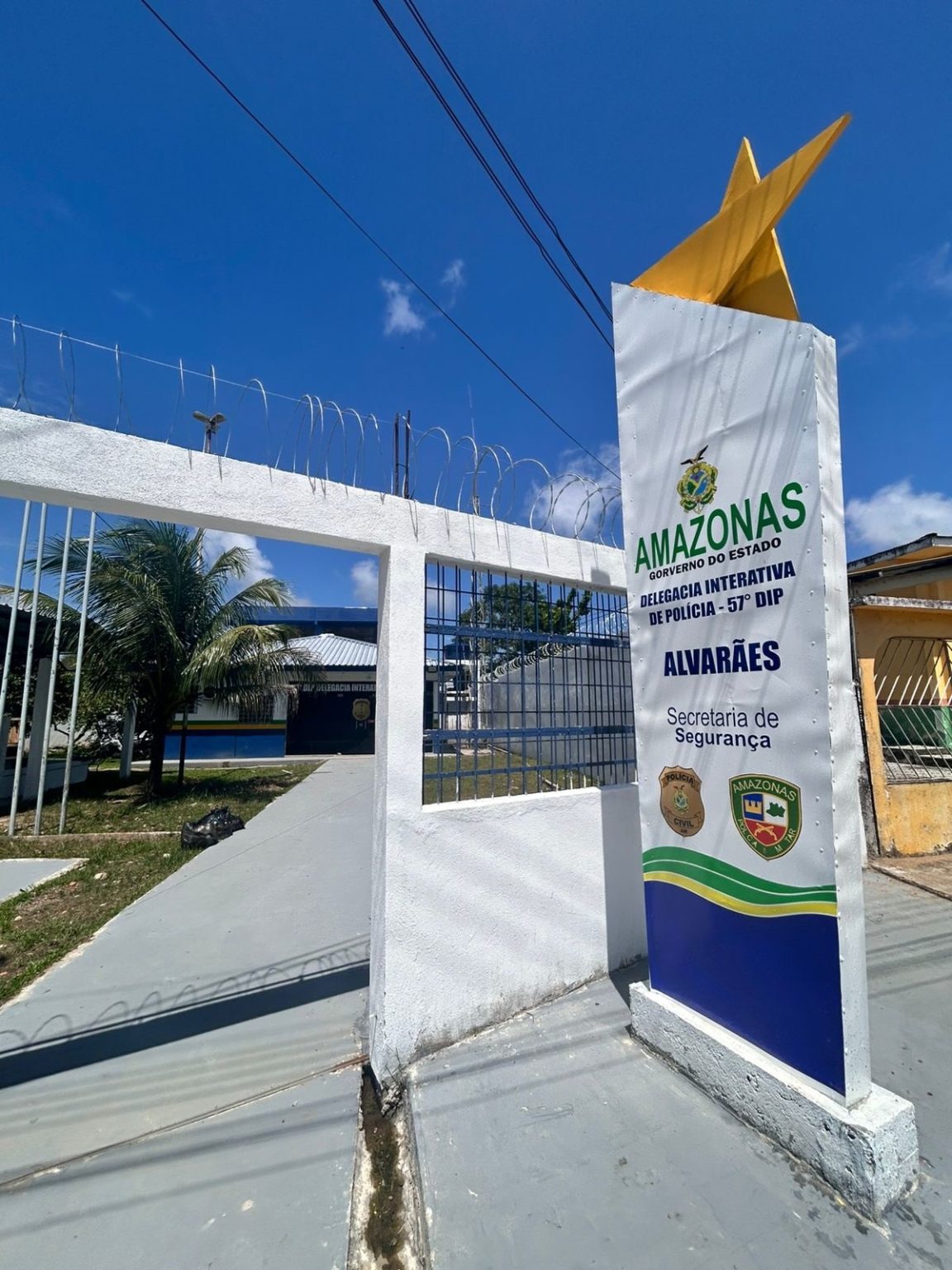 PC-AM e PMAM prendem foragido por roubo com lesão grave em criança, em Alvarães