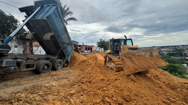 Prefeitura de Manaus avança em obra de contenção de erosão no conjunto Canaranas