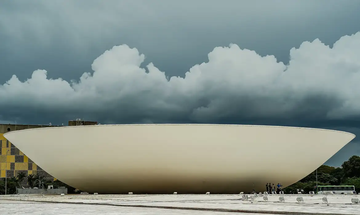 Inscrições para concurso da Câmara dos Deputados terminam hoje