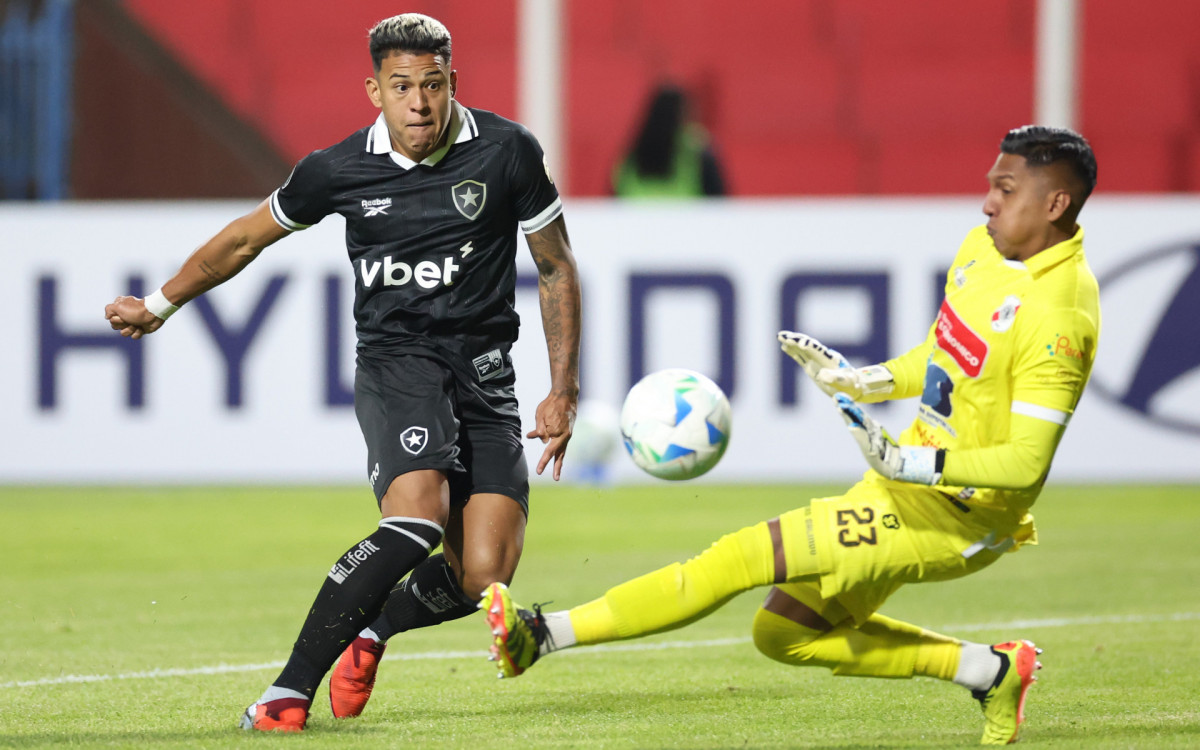 Botafogo sente altitude e perde para o Nacional Potosí