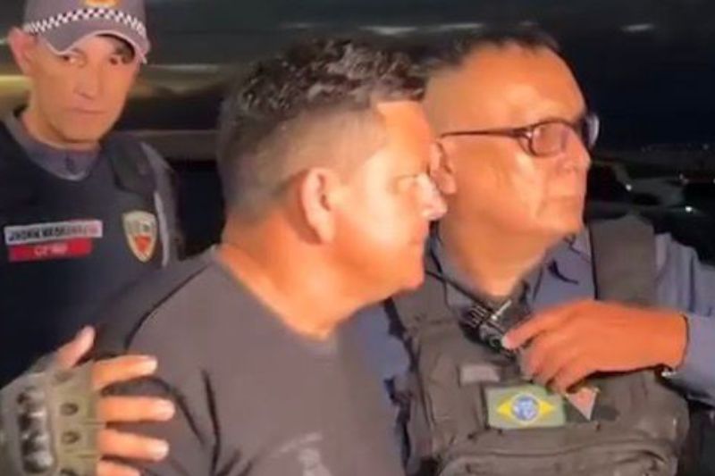 Comandante de embarcação que naufragou no Encontro das Águas é preso