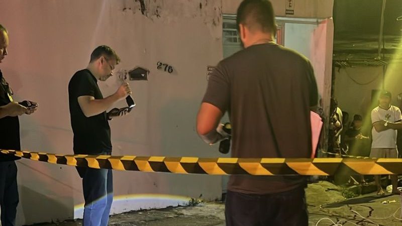 Homem é encontrado morto, nu e com marcas de tortura em rua de Manaus