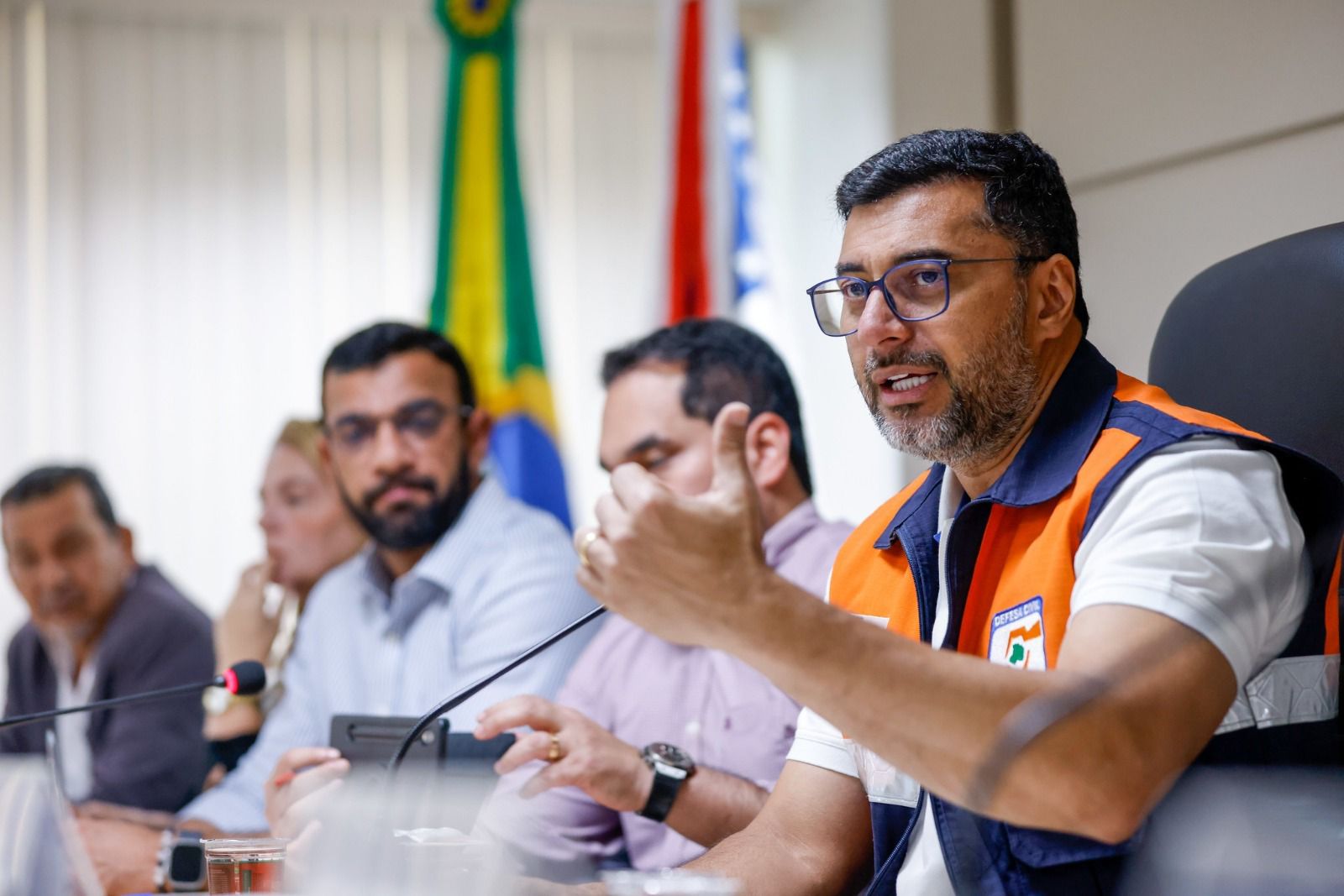 Wilson Lima alinha ações estratégicas para enfretamento à cheia de 2026, durante reunião do Comitê Permanente de Enfrentamento a Eventos Climáticos e Ambientais
