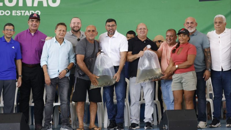 Governador Wilson Lima fortalece setor social e primário de Manaquiri com novas entregas para a população do município