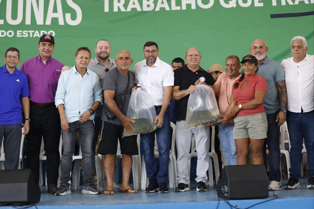 Governador Wilson Lima fortalece setor social e primário de Manaquiri com novas entregas para a população do município