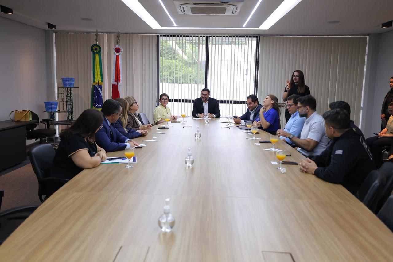 Governador Wilson Lima articula ações integradas para fortalecer a proteção e o bem-estar animal no Amazonas