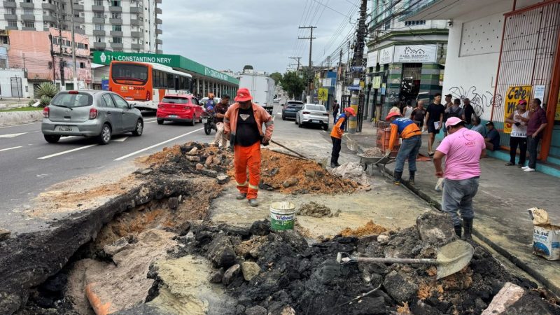 Prefeitura de Manaus recupera drenagem na Constantino Nery após danos causados por descarte irregular de lixo