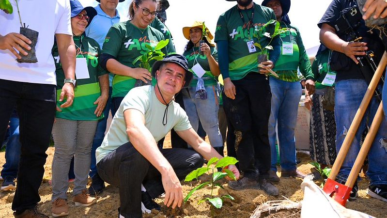 David Almeida inicia rede produtiva do café em Manaus e avança na diversificação econômica, além da Zona Franca