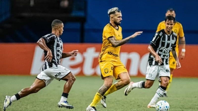 Atacante perde pênalti e Amazonas FC é eliminado da Copa do Brasil