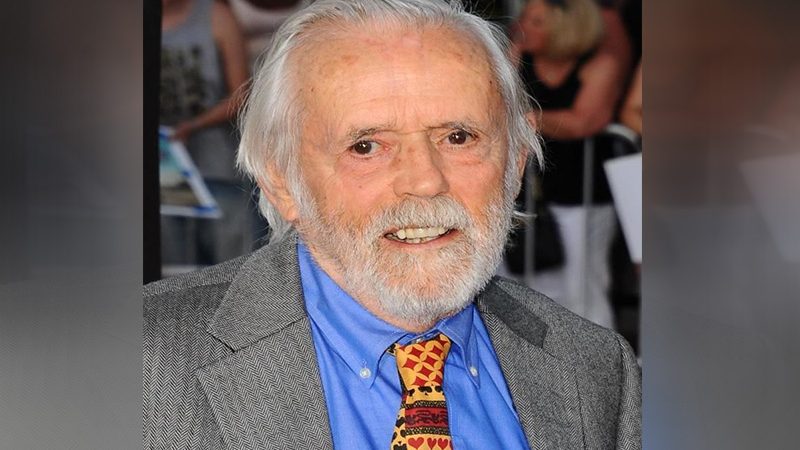 Morre Matt Clarck, ator de ‘De Volta para o Futuro’, aos 89 anos