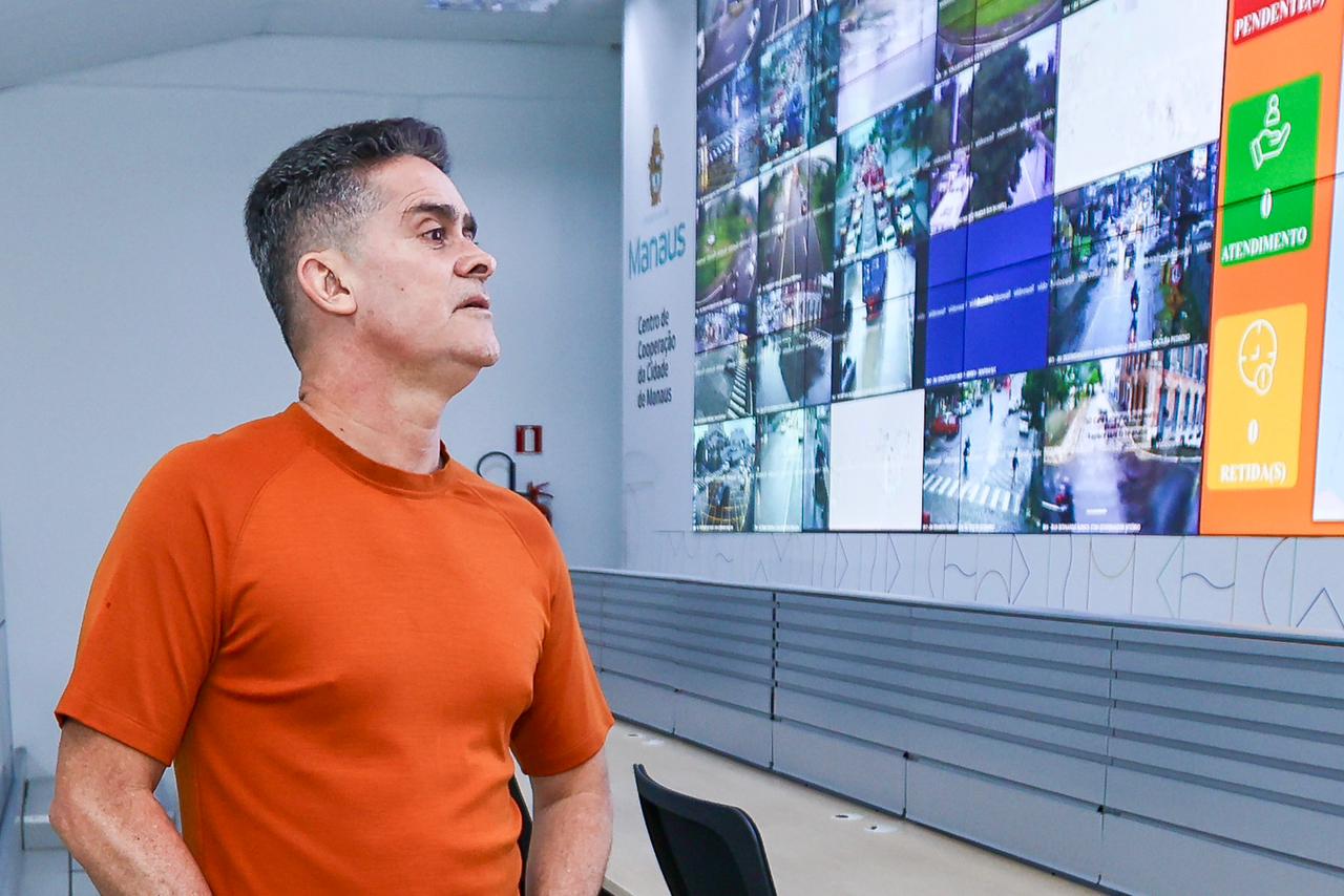 Status da Cidade Normalidade Clima Tempo 29° 23°  Nível do Rio Negro Nível do Rio Negro 25.26m Aplicativo Cadê Meu Ônibus Transporte Câmeras da Cidade Câmeras David Almeida coordena resposta a 114 ocorrências após chuva extrema de 160 milímetros atingir Manaus