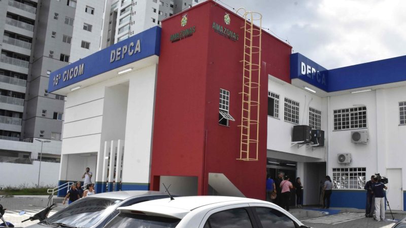 Homem é preso ao ser flagrado assistindo pornografia infantil em Manaus