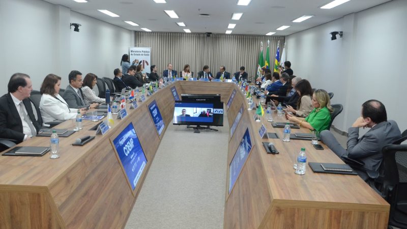 Chefe do Ceaf do MPAM toma posse como secretária executiva na 1° Reunião Ordinária do CDEMP