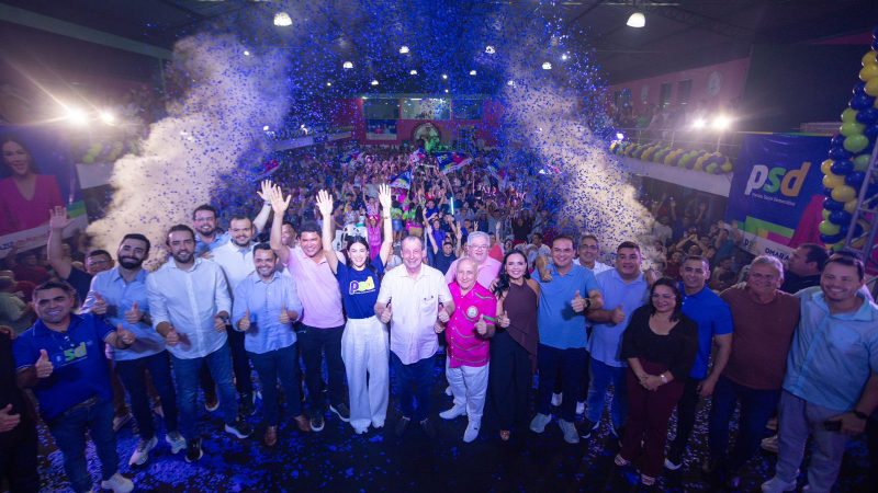 Filiação da deputada Mayra Dias ao partido de Omar Aziz lota quadra da Vitória Régia, na Praça 14