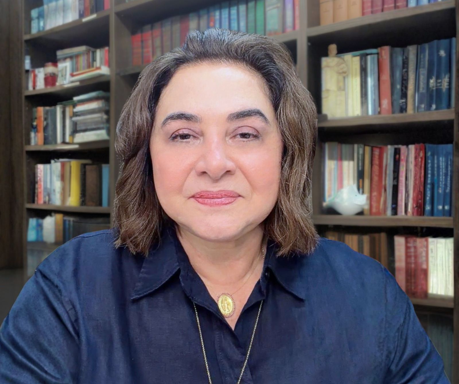 Diante aumento de casos de violência contra a mulher, Professora Maria do Carmo assume compromisso de criar delegacias especializadas em feminicídio em todo o Amazonas