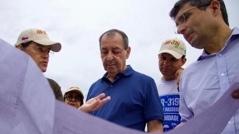 Omar Aziz lidera bancada do Amazonas em ato histórico para recuperação do trecho do meio da BR-319