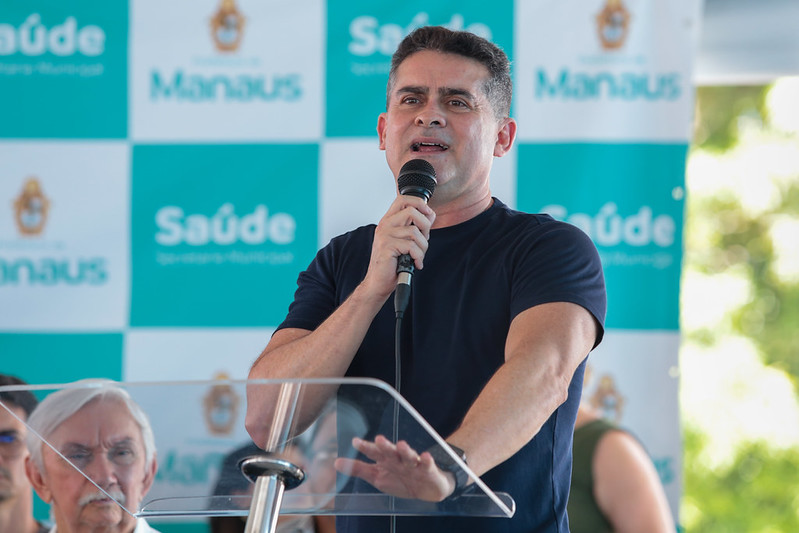 David Almeida critica Wilson Lima por permanecer no cargo de governador