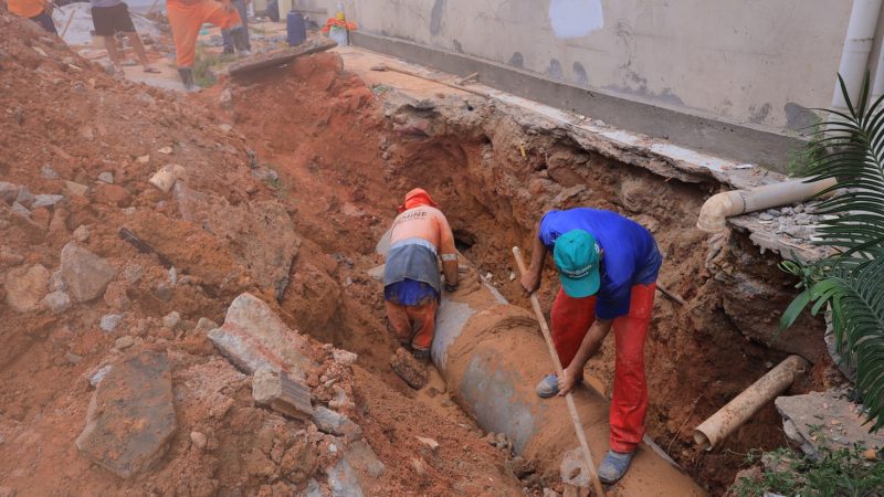 Prefeitura de Manaus recupera galeria subterrânea em via do bairro São Jorge, zona Oeste da cidade