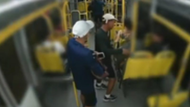 Trio é procurado após assalto violento em ônibus da linha 350 em Manaus