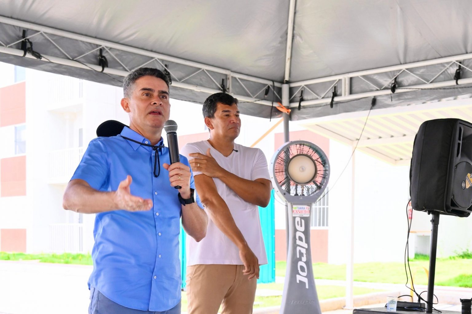 David Almeida acompanha vistoria de 192 famílias que receberão apartamentos do residencial Morar Melhor 13