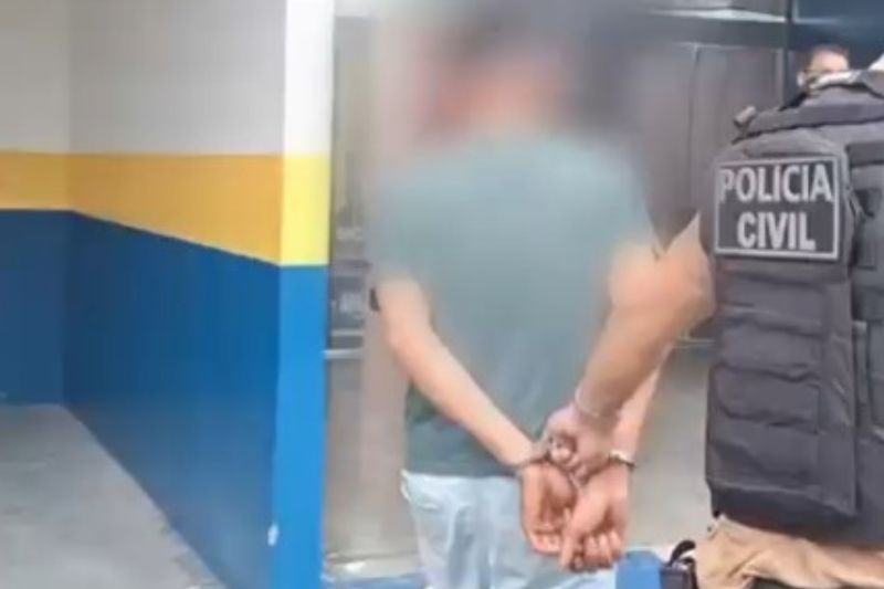 Homem é preso por estuprar ex-namorada e divulgar vídeo do crime