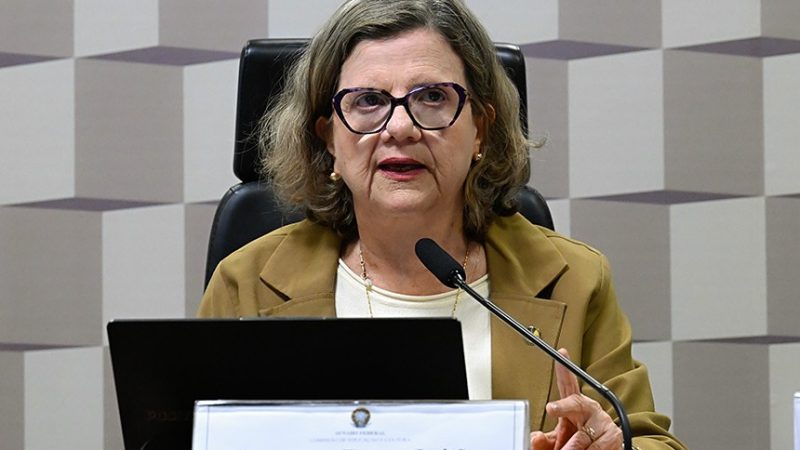 Comissão de Educação pode votar na terça o novo PNE, com validade de dez anos