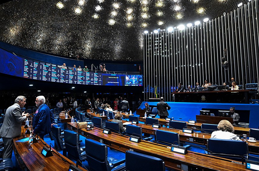 Plenário analisa proposta de criminalização de misoginia nesta terça