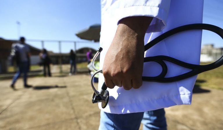 Comissão debate resultados do Enamed 2025; participe