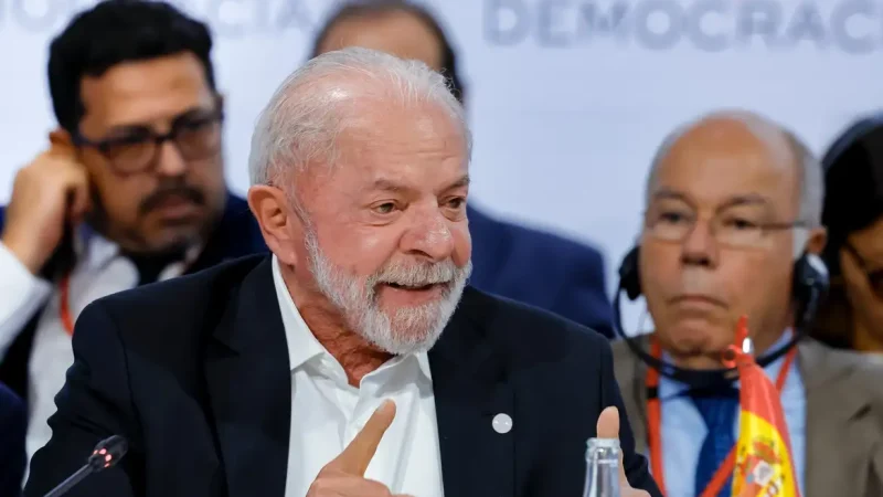 Lula defende fim da 6×1 e diz que ganhos não podem valer só para ricos