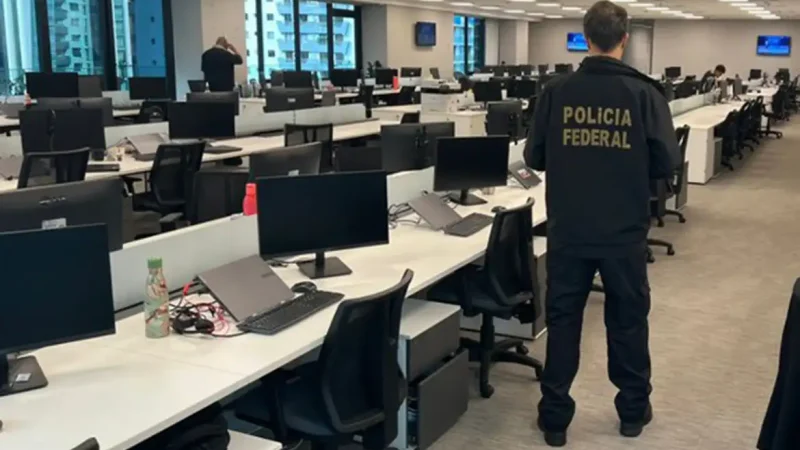 PF prendeu 13 pessoas em operações contra fraudes no Master e no BRB